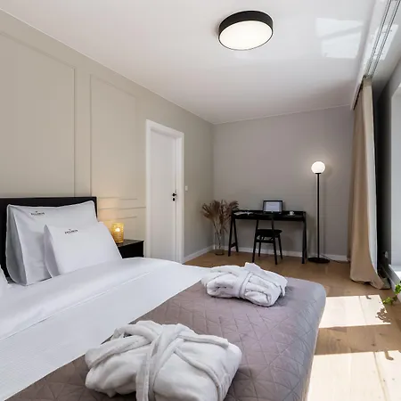 EXCLUSIVE Aparthotel Kraków Lubicz 40-2